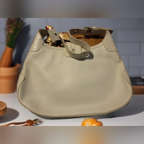 Salvatore Ferragamo Cream Shoulder Bag with Scarf Accent - Picture 2 of 11